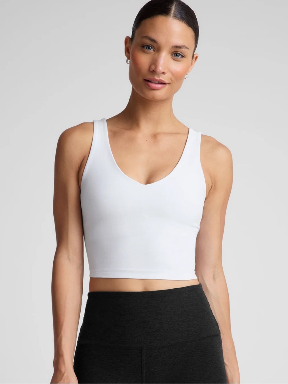 Beyond Yoga white good day v neck crop tank bra lounge yoga size M soft